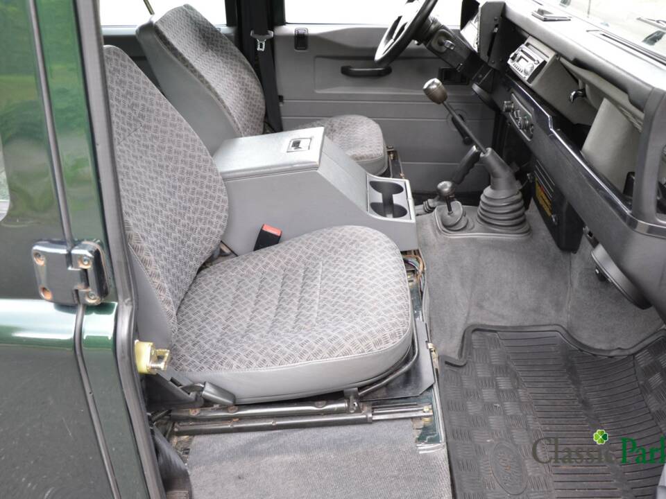 Afbeelding 22/50 van Land Rover Defender 110 Td5 (2000)