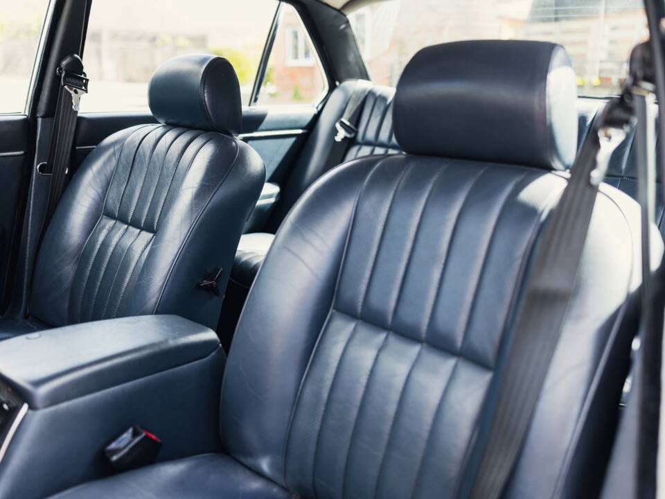Imagen 40/50 de Jaguar XJ 6 4.2 (1982)