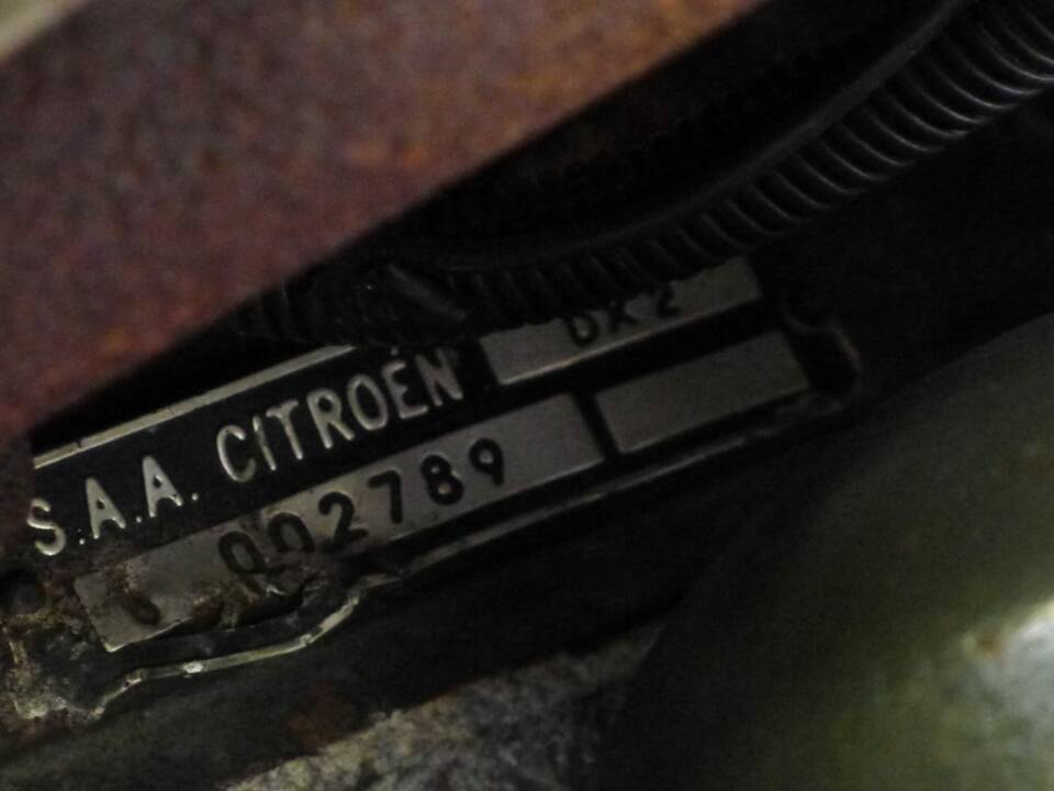 Bild 14/41 von Citroën D Super Familiale (1973)