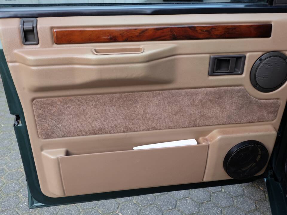 Image 50/63 of Land Rover Range Rover Classic Vogue LSEi (1993)