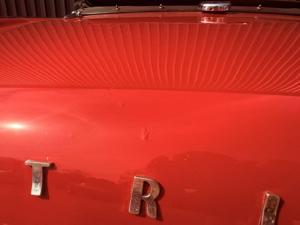 Imagen 8/19 de Triumph TR 4A IRS (1967)