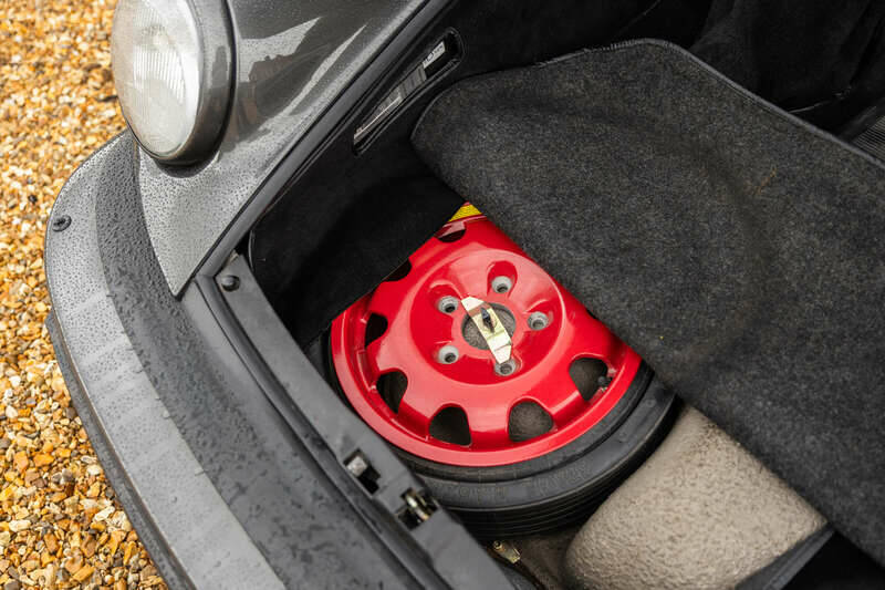 Afbeelding 48/50 van Porsche 911 Turbo 3.3 (1989)