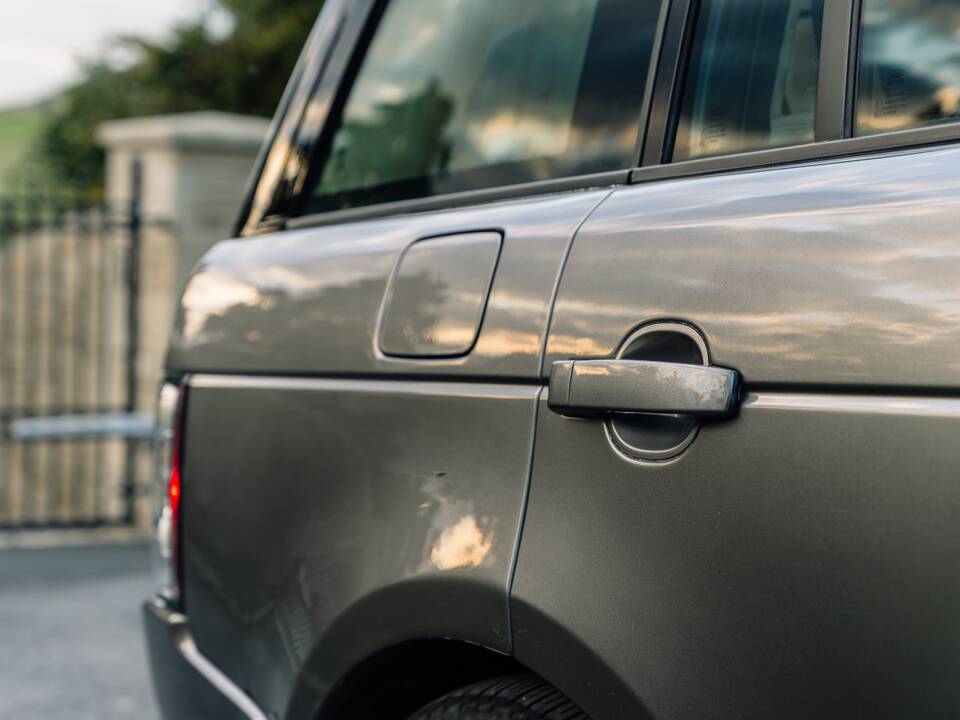 Image 16/45 de Land Rover Range Rover V8 Supercharged (2006)