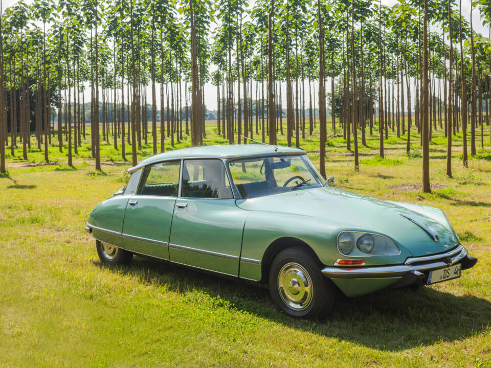 Image 12/31 of Citroën DS 23 Pallas (1972)