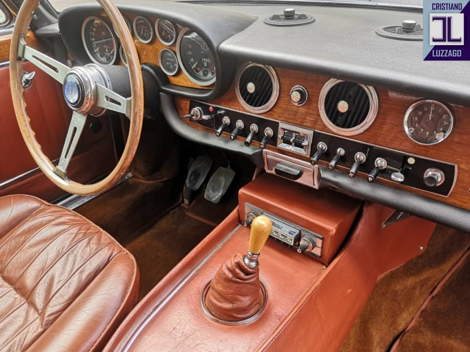 Bild 27/50 von Maserati Quattroporte 4200 (1967)