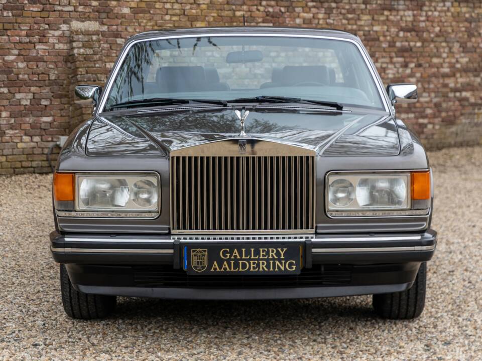 Image 16/50 of Rolls-Royce Silver Spirit (1987)