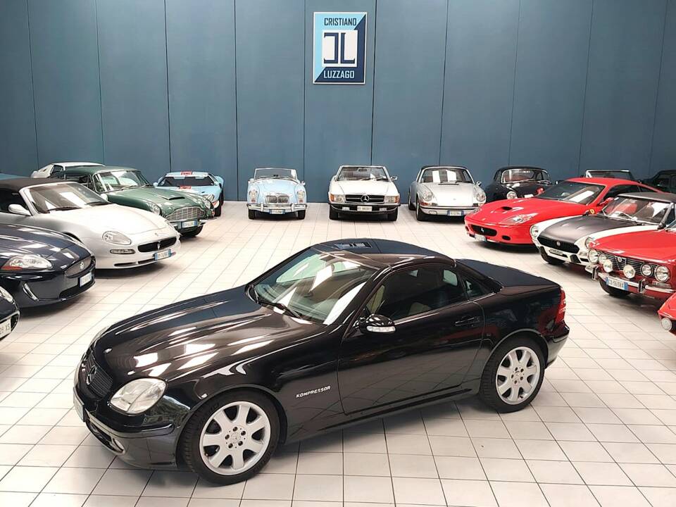 Bild 2/54 von Mercedes-Benz SLK 230 Kompressor (2002)