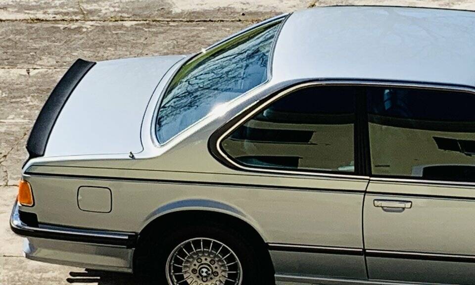 Obraz 5/6 pojazdu BMW 635 CSi (1984)