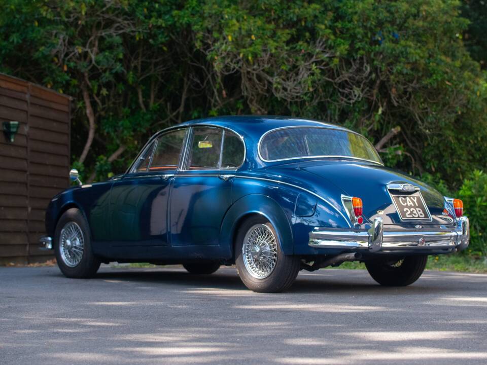 Bild 31/50 von Jaguar Mk II 2.4 (1964)