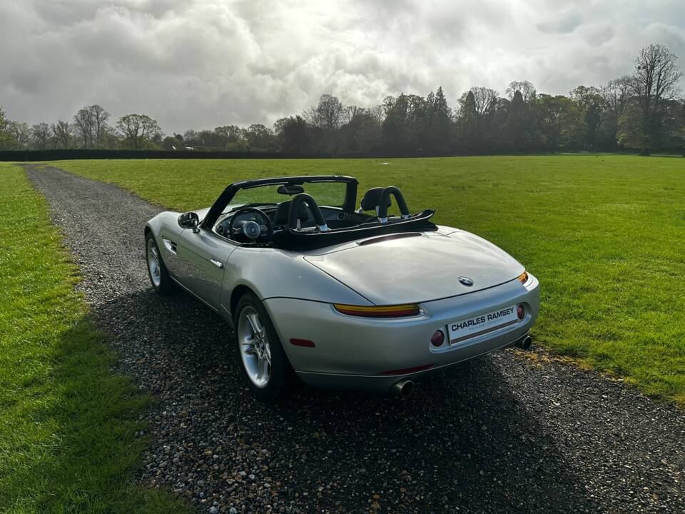 Imagen 11/61 de BMW Z8 (2000)