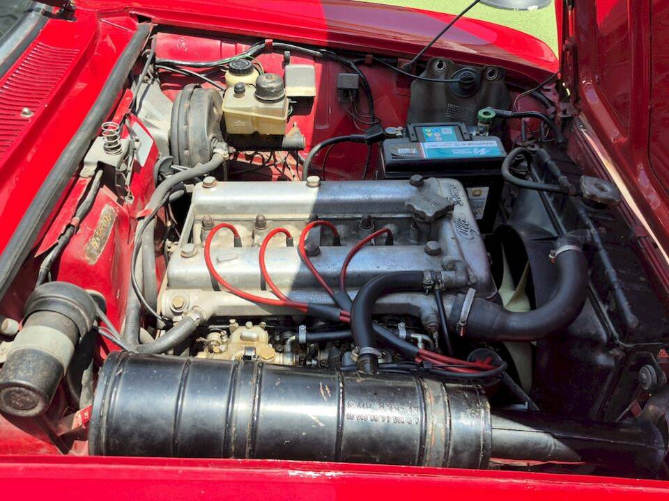 Afbeelding 58/63 van Alfa Romeo Giulia GT 1300 Junior (1971)