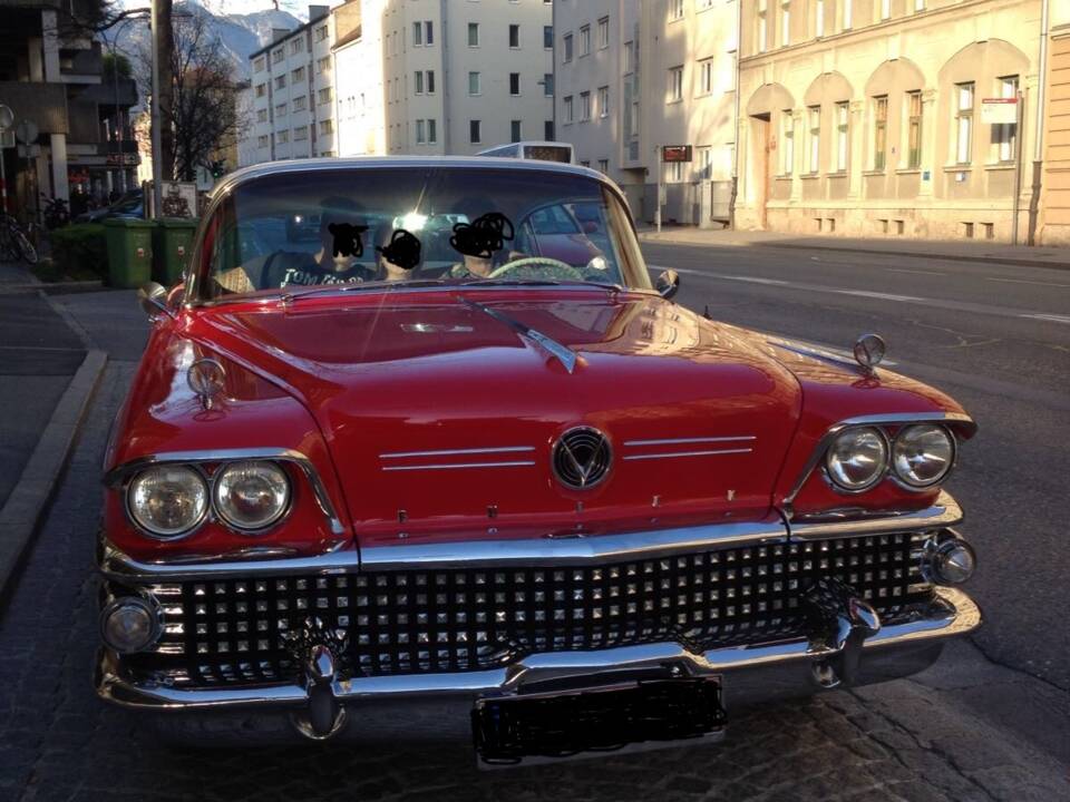 Immagine 10/29 di Buick 50 Super Riviera Hardtop (1958)