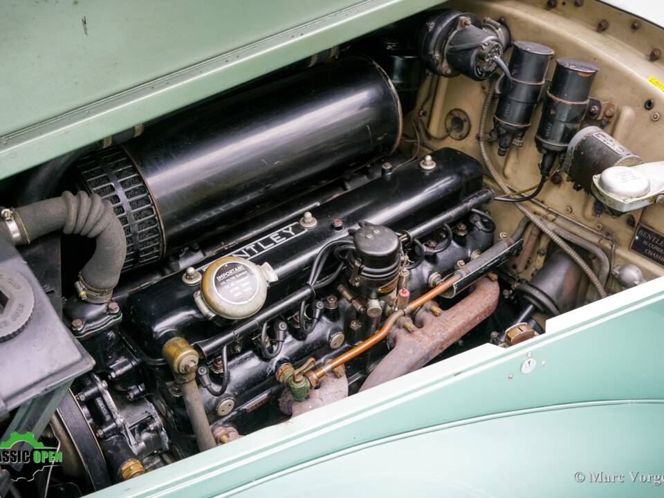 Image 21/46 of Bentley R-Type (1953)