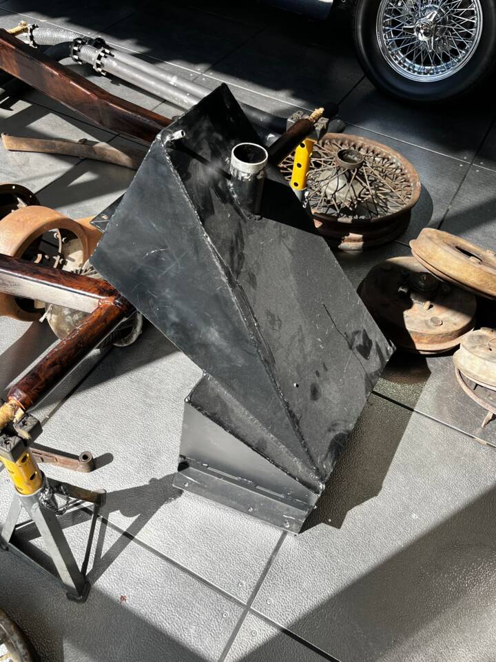 Immagine 37/60 di Riley 2 1/2 Special (1937)