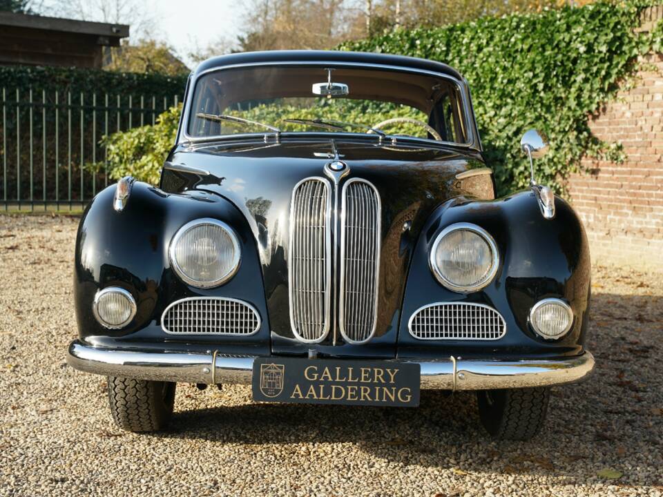 Afbeelding 40/50 van BMW 502 - 3.2 Litre (1958)