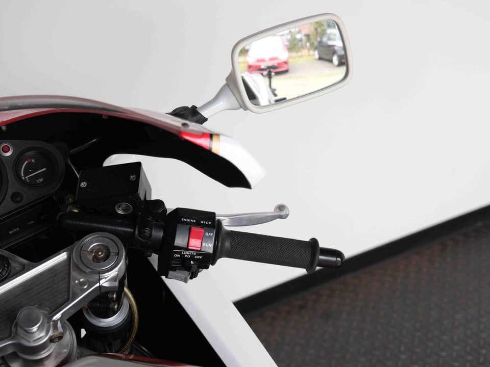 Image 82/95 of Bimota YB6 (1990)