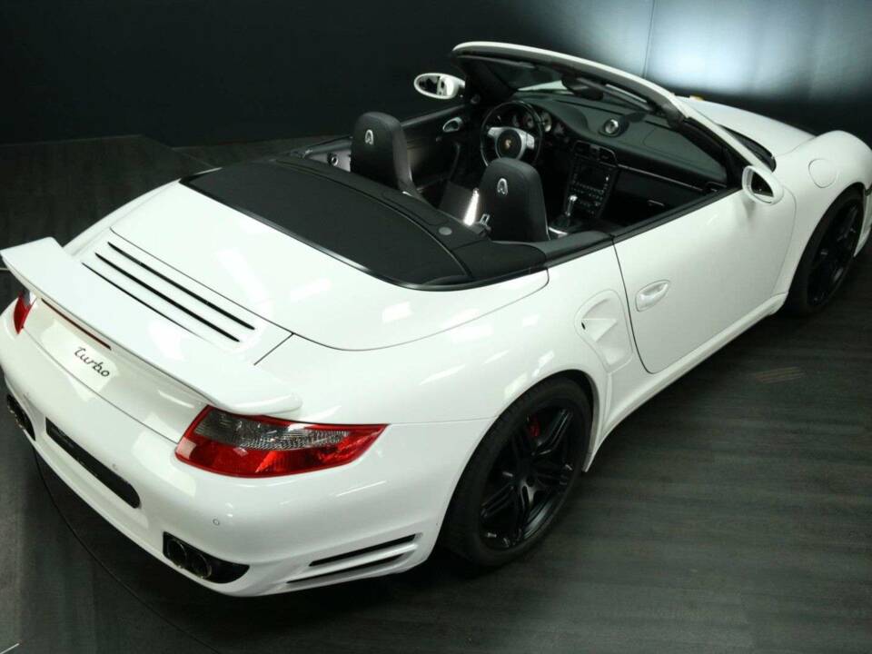 Image 6/30 of Porsche 911 Turbo (2009)
