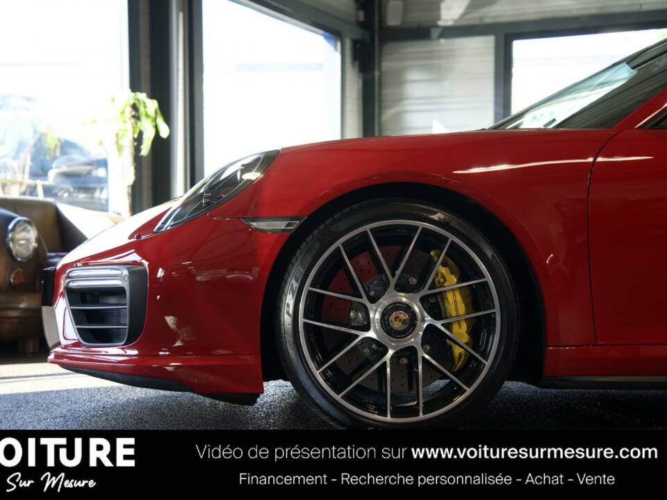 Bild 15/33 von Porsche 911 Turbo S (2017)
