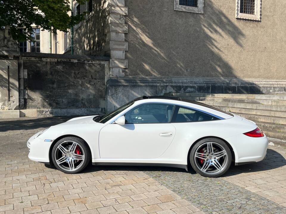 Afbeelding 5/57 van Porsche 911 Targa 4S (2010)