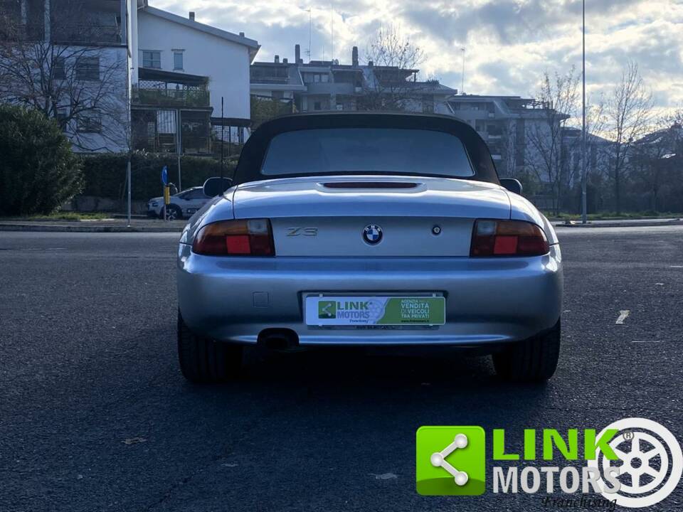 Imagen 6/8 de BMW Z3 1.9 (1998)