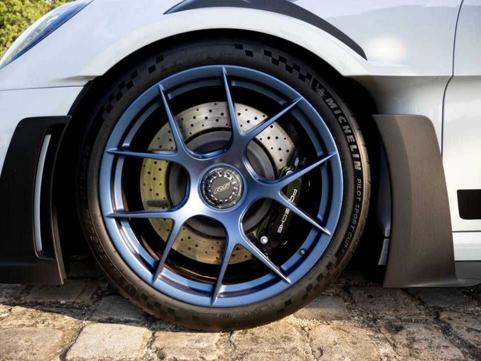 Bild 10/17 von Porsche 911 GT3 RS Weissach (2023)