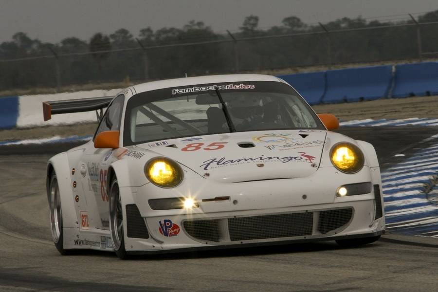 Imagen 23/38 de Porsche 911 GT3 RSR (2007)