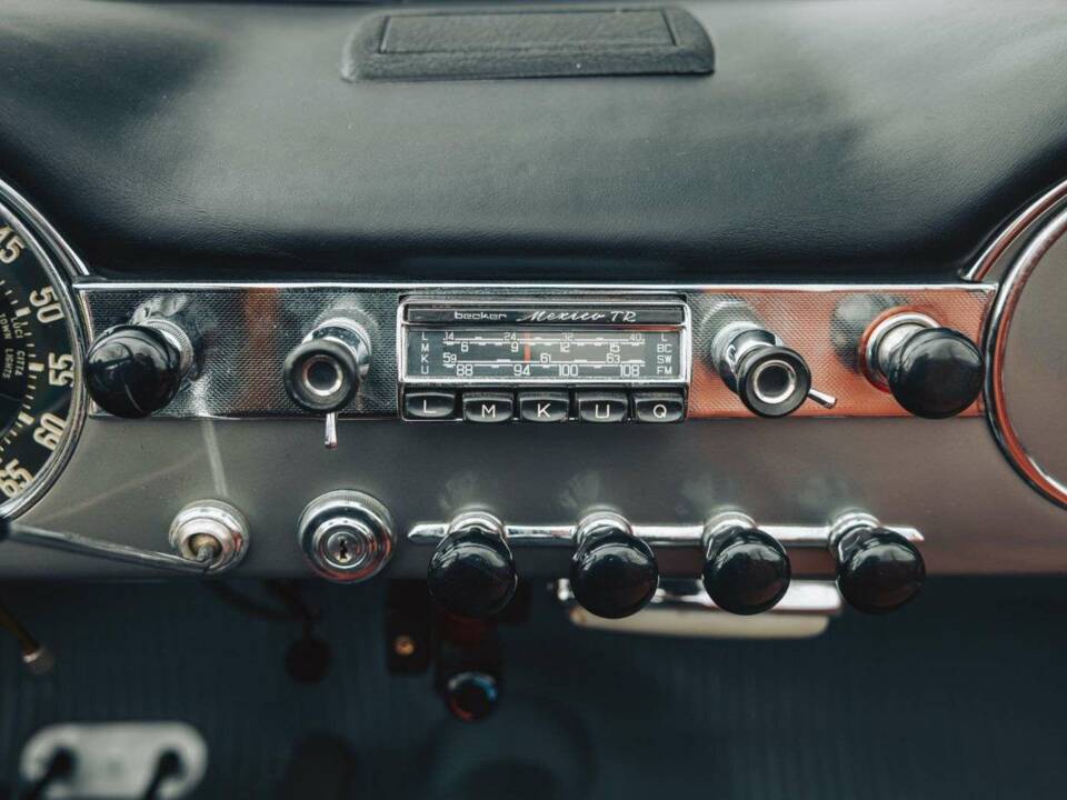 Imagen 17/25 de Lancia Flaminia GT 2.8 3C Touring (1962)