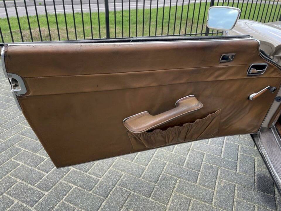 Afbeelding 27/36 van Mercedes-Benz 280 SL (1970)