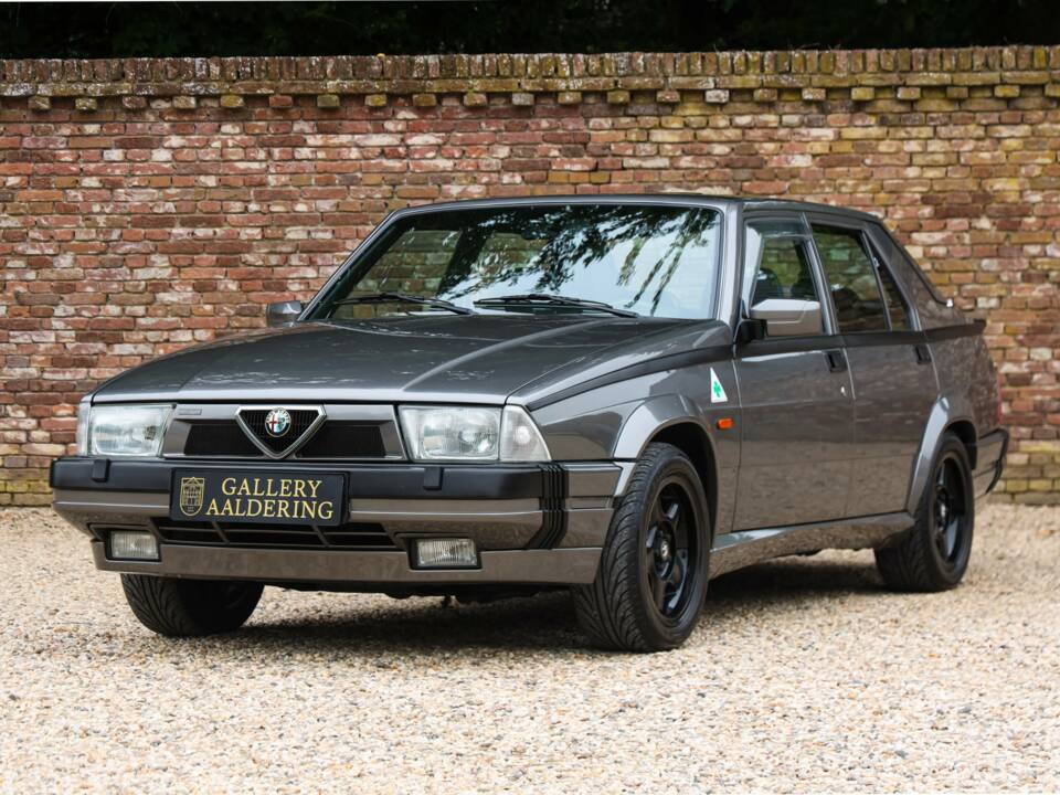 Image 1/50 of Alfa Romeo 75 3.0 V6 QV (1988)