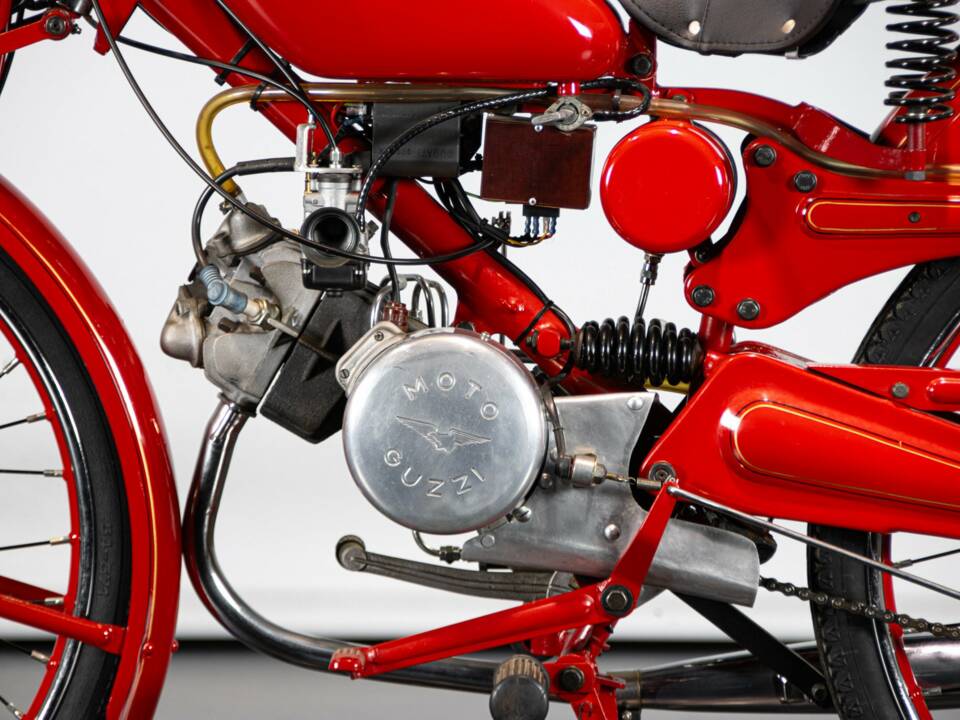 Imagen 16/50 de Moto Guzzi DUMMY (1957)