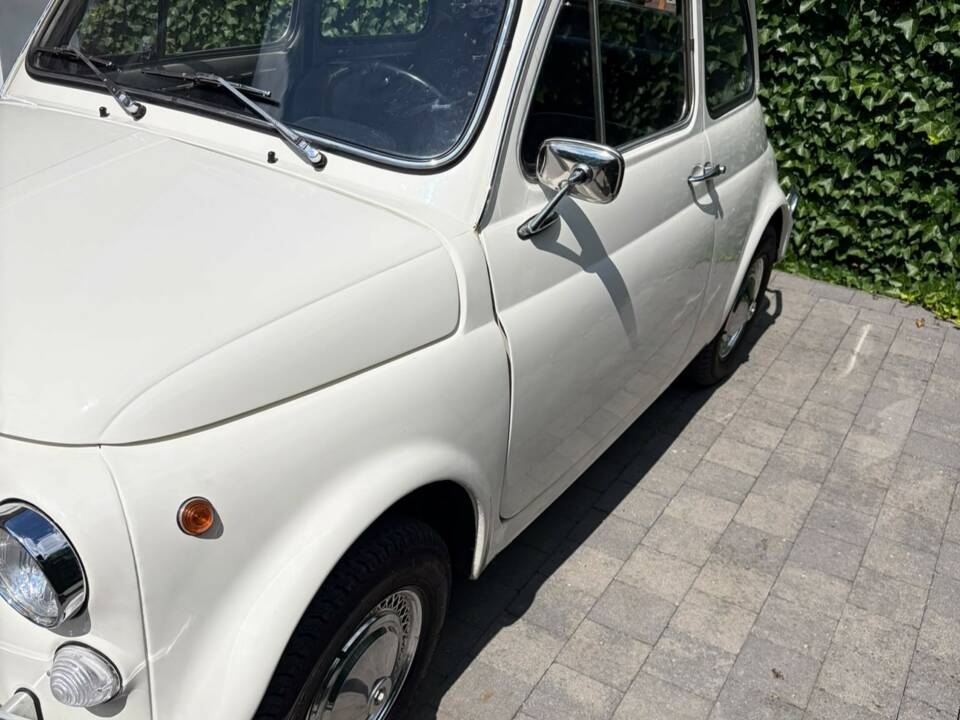 Image 7/8 of FIAT 500 L (1972)
