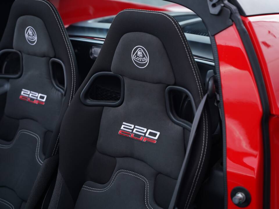 Image 18/50 of Lotus Elise Cup 250 (2017)