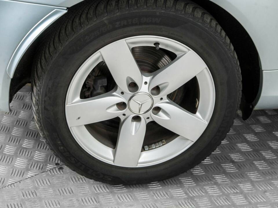 Immagine 31/50 di Mercedes-Benz SLK 200 Kompressor (2004)