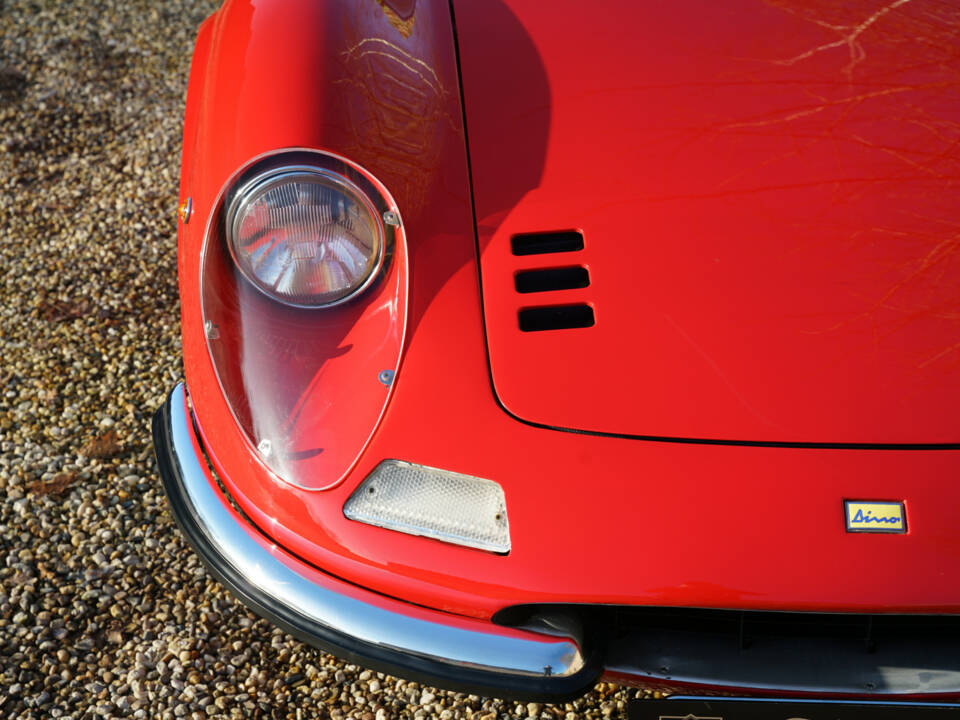 Image 38/50 of Ferrari Dino 246 GT (1970)