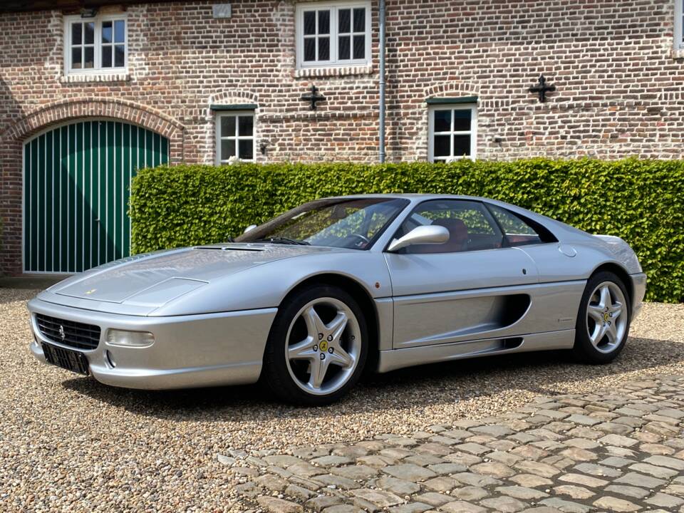 Bild 3/42 von Ferrari F 355 Berlinetta (1995)