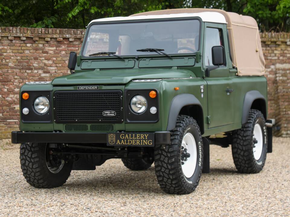 Immagine 33/50 di Land Rover 90 (1990)