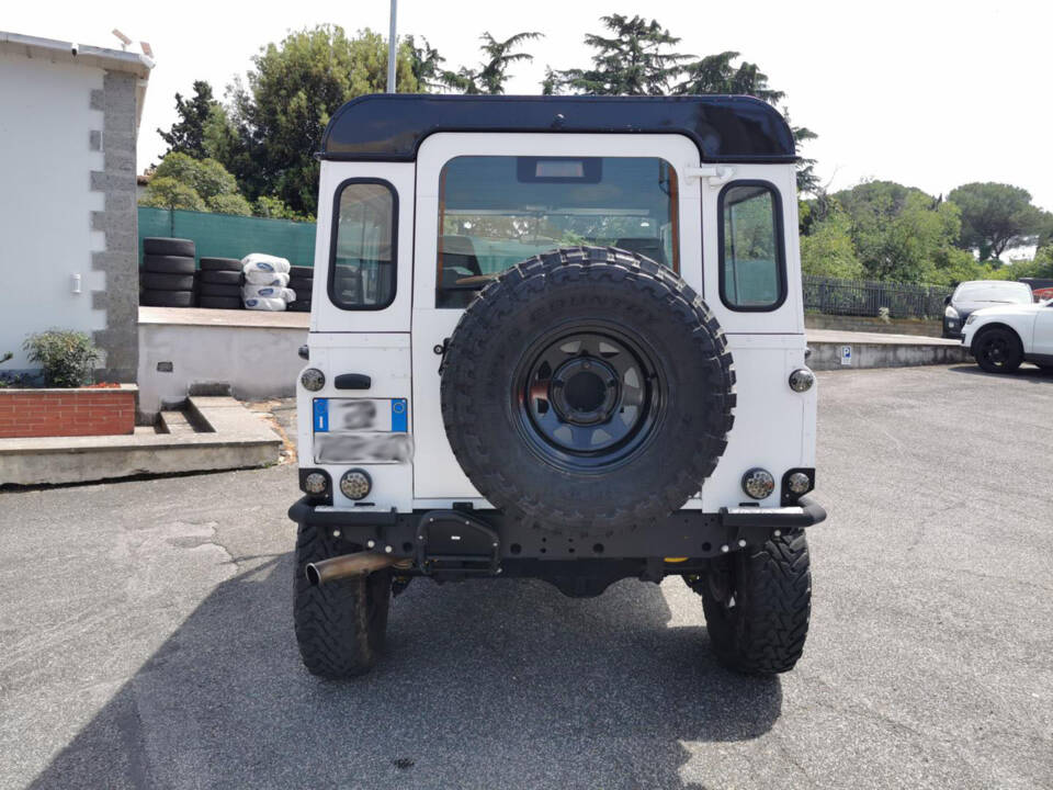 Image 28/45 of Land Rover Defender 110 Td5 (2001)