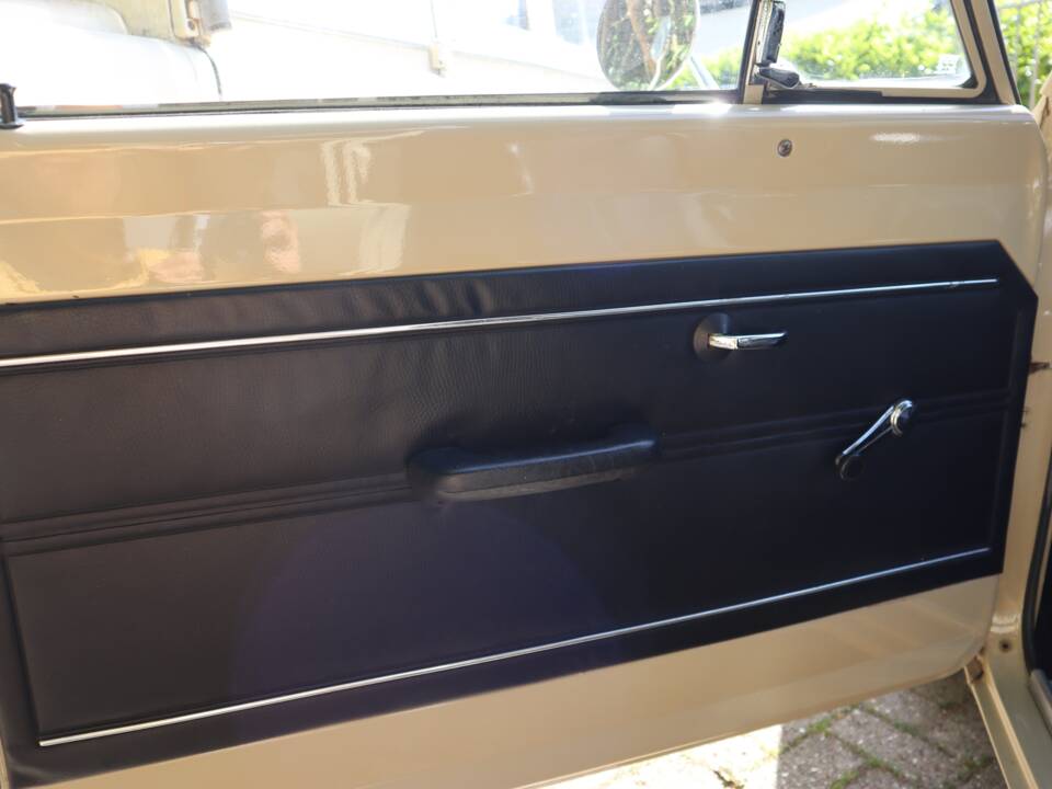 Bild 33/55 von Opel Kadett 1,1 S (1971)