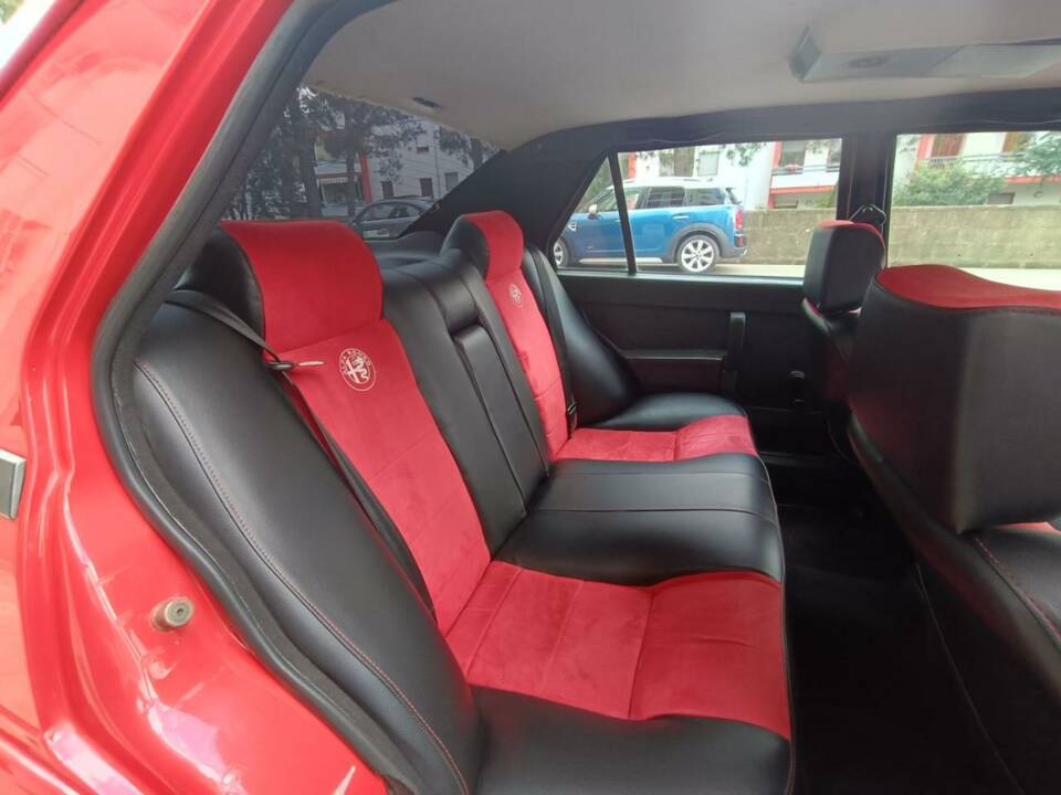 Image 9/42 of Alfa Romeo 75 1.8 (1991)