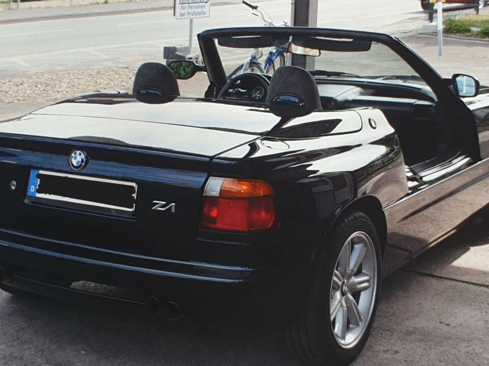 Bild 4/8 von BMW Z1 Roadster (1991)