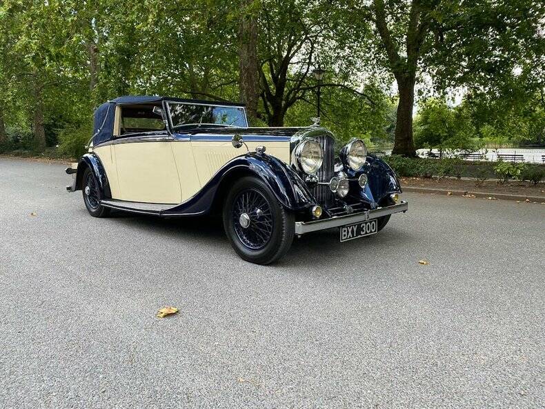 Immagine 2/50 di Bentley 3 1/2 Litre (1935)