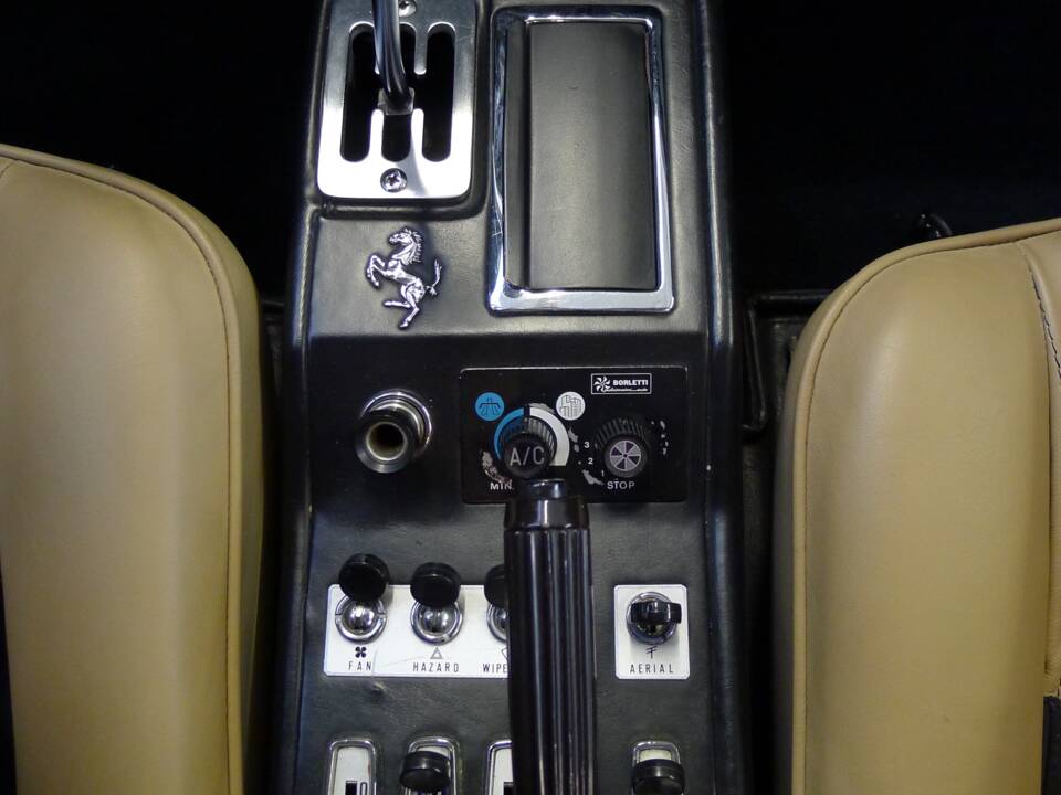 Bild 5/40 von Ferrari 308 GTB (1976)