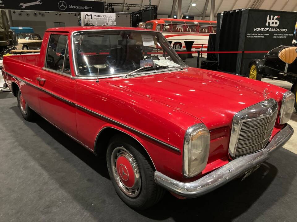 Bild 9/13 von Mercedes-Benz 220 D (1973)