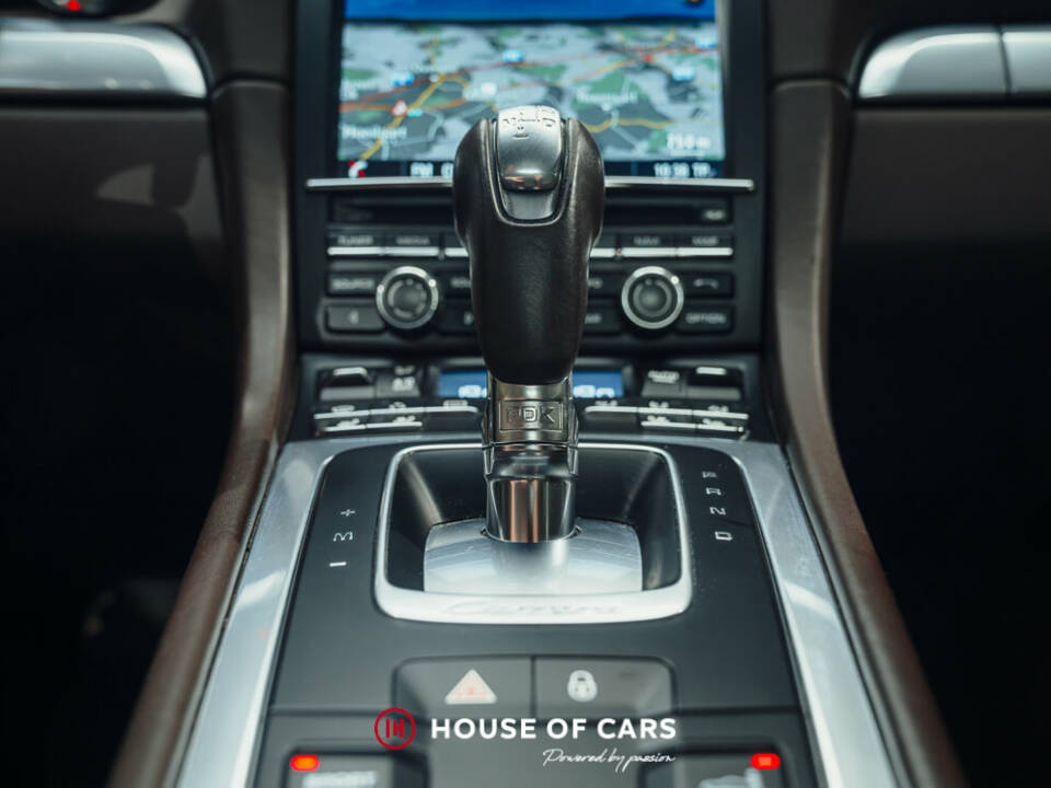 Image 20/23 of Porsche 911 Carrera 4S (2013)