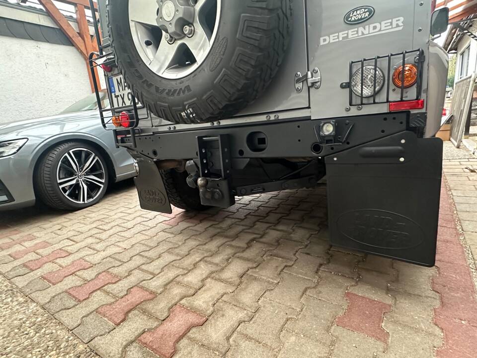 Bild 11/11 von Land Rover Defender 90 (2013)