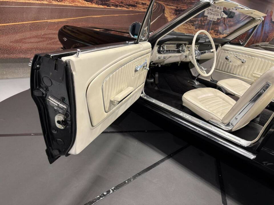 Image 46/50 of Ford Mustang 289 (1965)