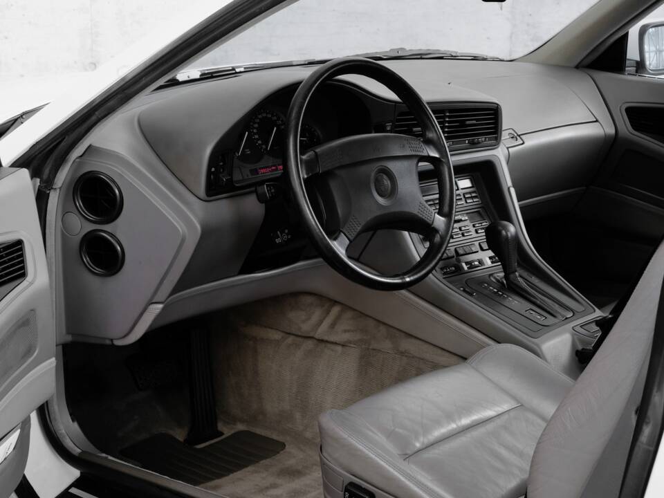 Bild 14/45 von BMW 850i (1990)