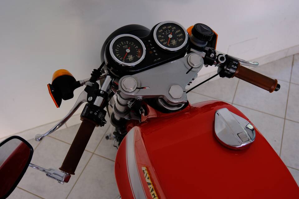 Immagine 77/96 di MV Agusta 750 S America (1976)