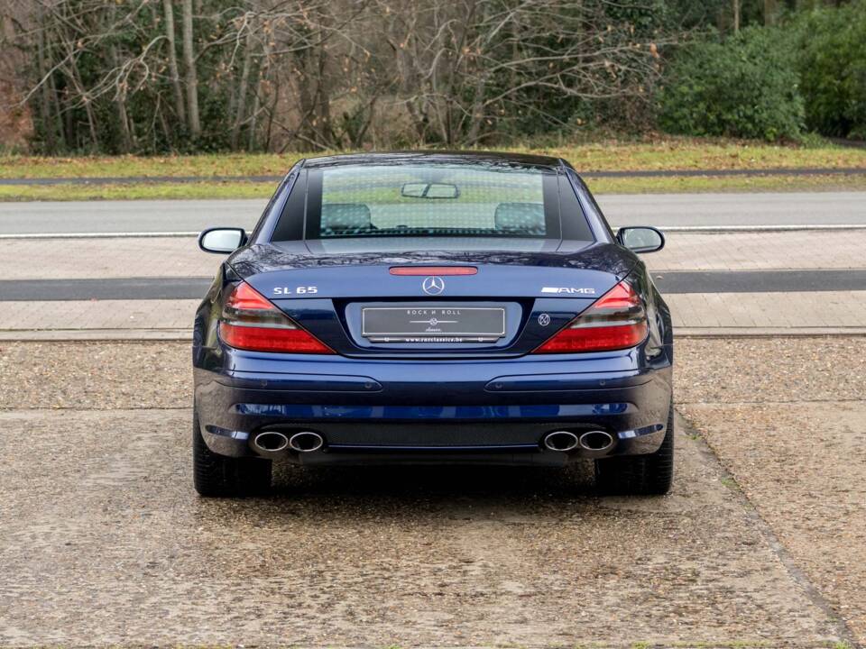 Image 7/42 of Mercedes-Benz SL 65 AMG (2006)