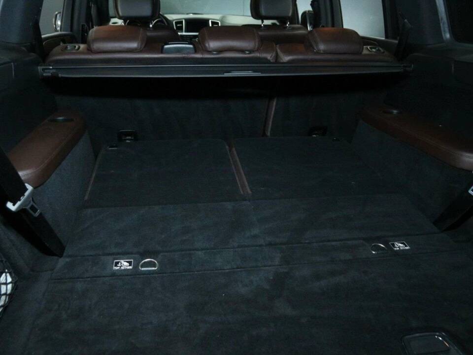 Bild 40/50 von Mercedes-Benz GL 350 BlueTEC 4MATIC (2016)